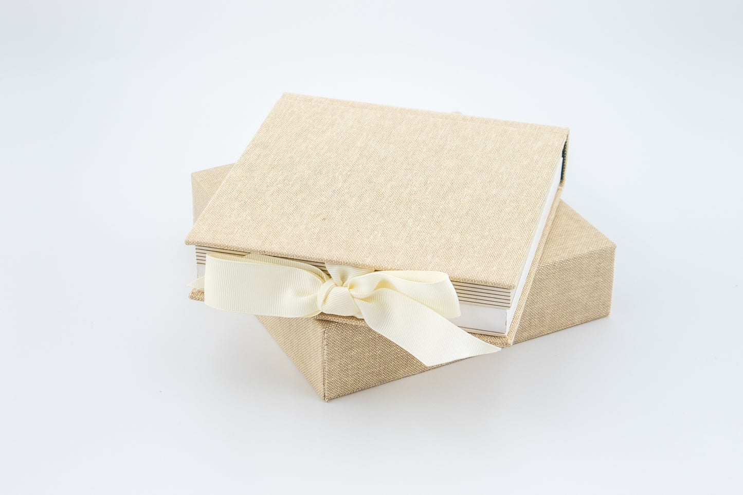 USB ADHESIVE ALBUM | 6x6" 20% OFF SELECTED