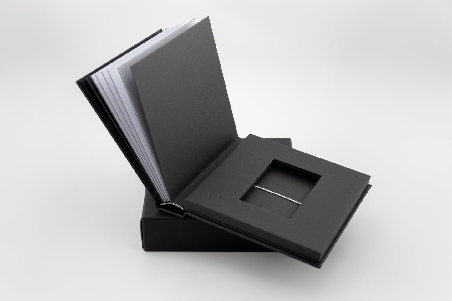 USB ADHESIVE ALBUM | 6x6" 20% OFF SELECTED