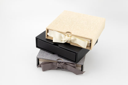 USB ADHESIVE ALBUM | 6x6" 20% OFF SELECTED